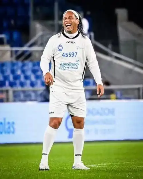 判罚再次引 判罚再次引