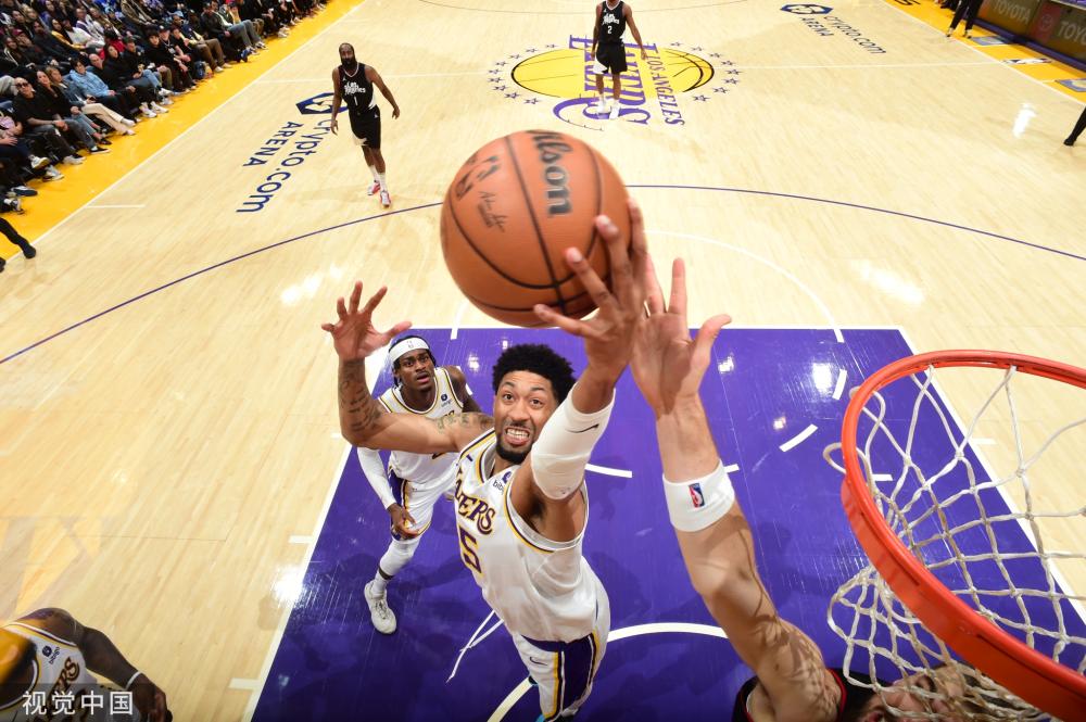 季一场备受 季一场备受