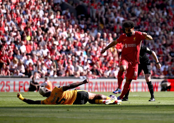 刻脱颖而出 刻脱颖而出