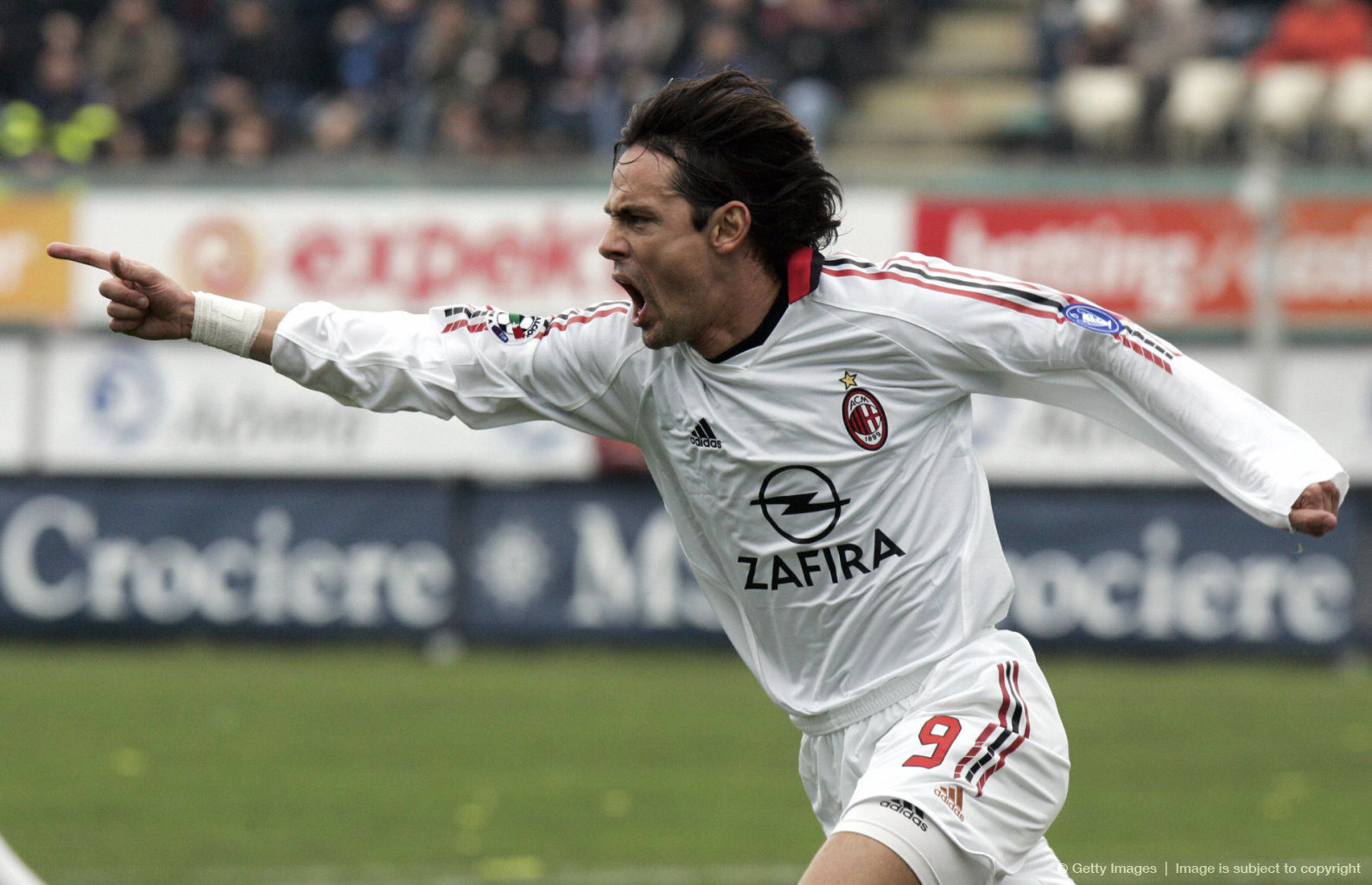 两项首冠 两项首冠